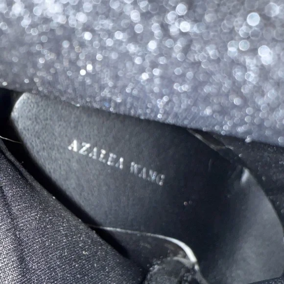 Azalea Wang‎ ALEENA CHAINED HEELED BOOTS - Picture 8 of 8